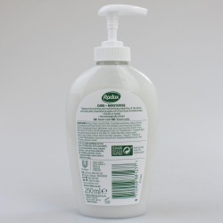 Radox Liquid Handwash Anti-Bacterial Care + Moisturise